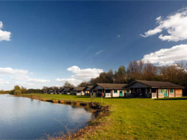 Holiday Lodges at Lake Pochard in the Cotswold Water Park, near Cirencester