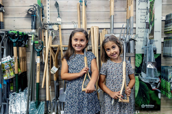 Ayla and Sophia Tuffaha, Dobbies Little Seedlings Ambassadors (copyright Joel Chant)