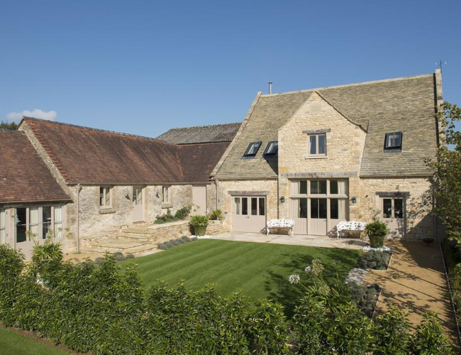 Thorndale Farm Barn near Cirencester