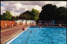 Cirencester open air swimming pool